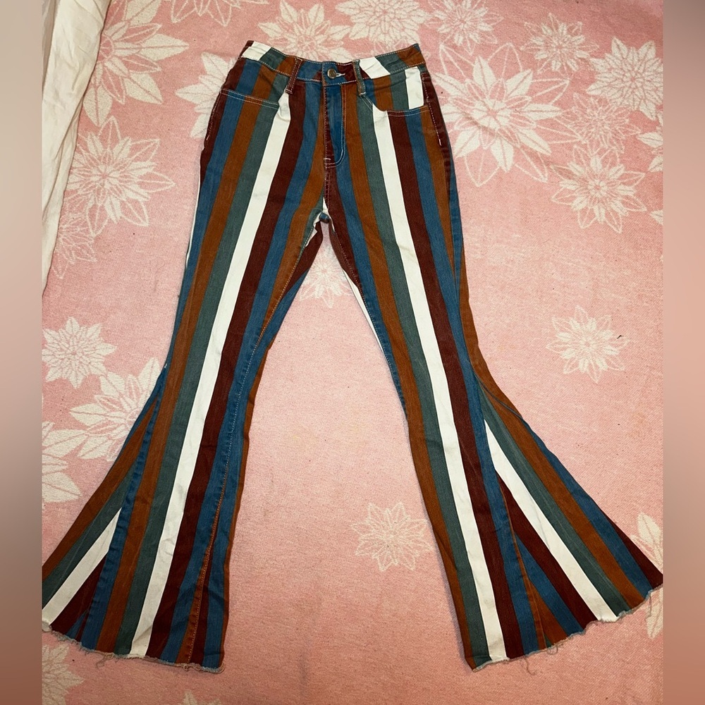 Super boho flare pants by Wisteria Lane - Picture 6 of 9